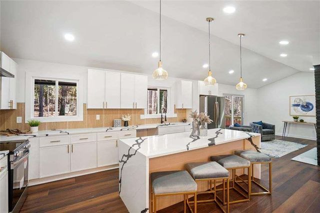 2541 Peyton Woods Trail, Atlanta, GA 30311