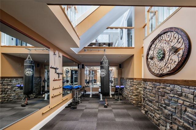 229 Creighton Lane, Greece, NY 14612