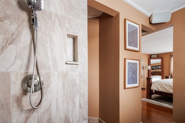 229 Creighton Lane, Greece, NY 14612