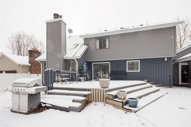 229 Creighton Lane, Greece, NY 14612