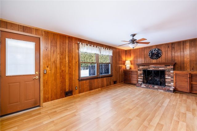 7 Old Post Road, Perinton, NY 14450