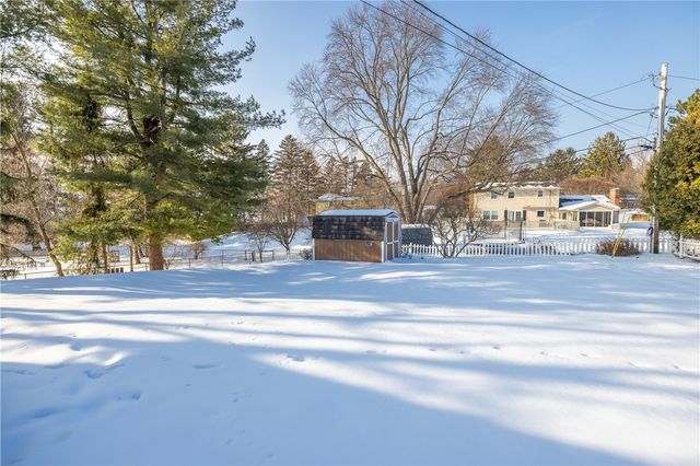 7 Old Post Road, Perinton, NY 14450