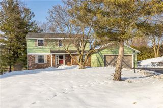 7 Old Post Road, Perinton, NY 14450