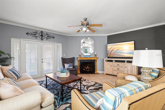 255 CAPRI CIRCLE N 30, Treasure Island, FL 33706