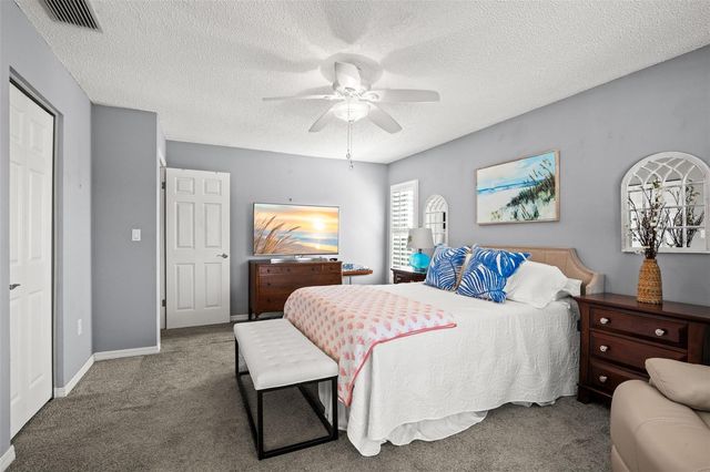 255 CAPRI CIRCLE N 30, Treasure Island, FL 33706