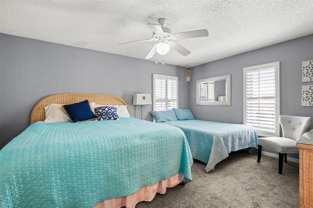 255 CAPRI CIRCLE N 30, Treasure Island, FL 33706