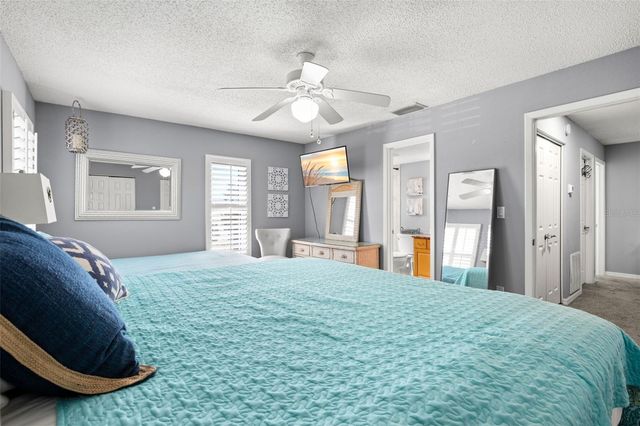 255 CAPRI CIRCLE N 30, Treasure Island, FL 33706