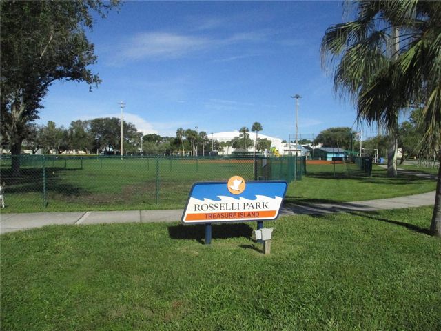 255 CAPRI CIRCLE N 30, Treasure Island, FL 33706