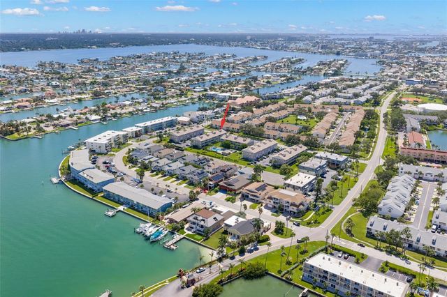 255 CAPRI CIRCLE N 30, Treasure Island, FL 33706