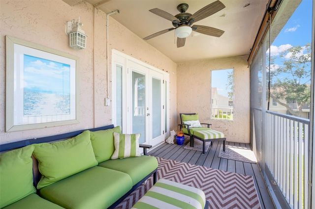 255 CAPRI CIRCLE N 30, Treasure Island, FL 33706