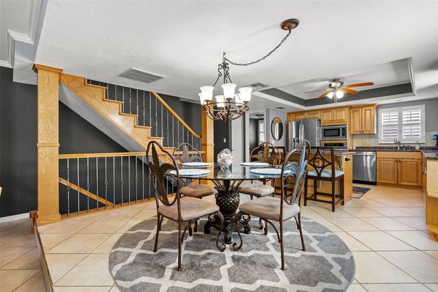 255 CAPRI CIRCLE N 30, Treasure Island, FL 33706