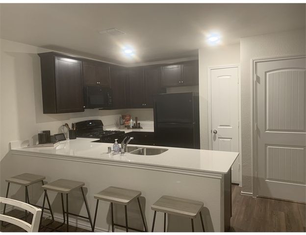 2226 Nightgrove Circle, Crandall, TX 75114