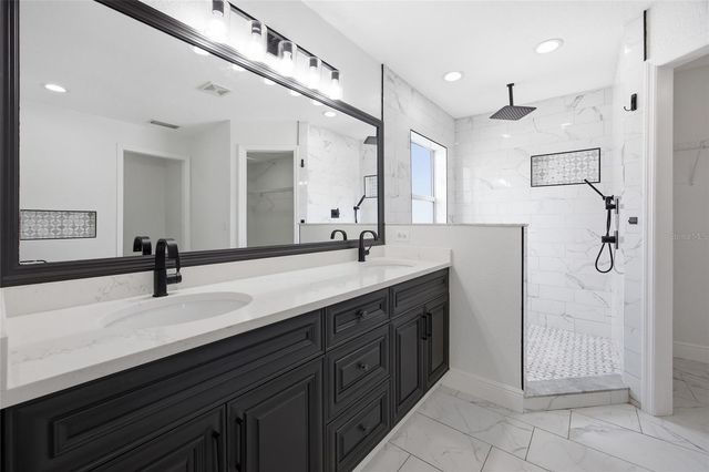 10058 SE 105TH PLACE, Belleview, FL 34420