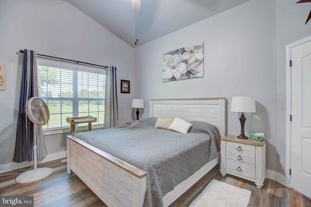 839 JEFFERSON AVE, Charles Town, WV 25414