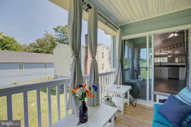 839 JEFFERSON AVE, Charles Town, WV 25414