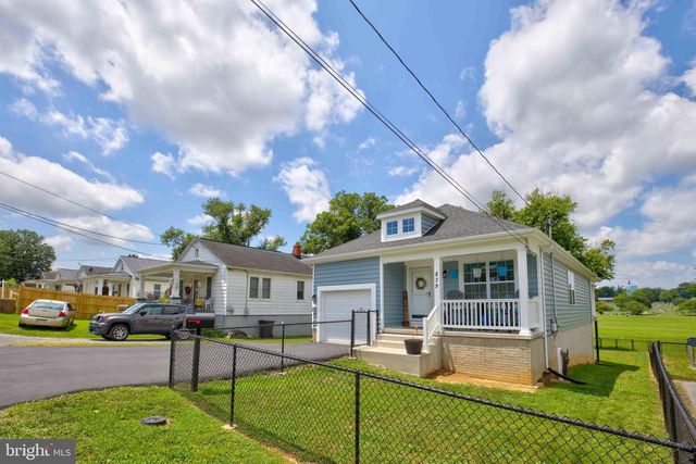 839 JEFFERSON AVE, Charles Town, WV 25414