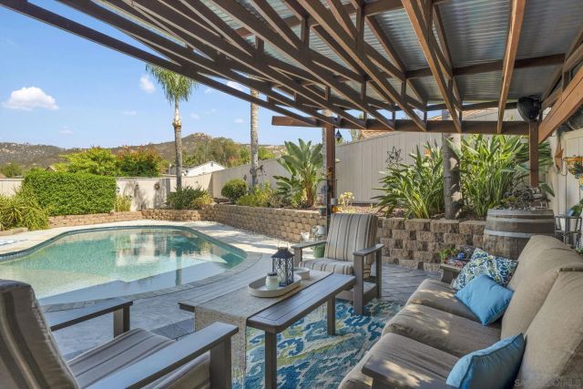 12740 Boxwood Ct, Poway, CA 92064