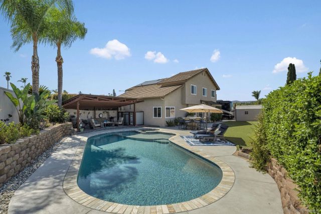 12740 Boxwood Ct, Poway, CA 92064