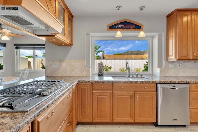 12740 Boxwood Ct, Poway, CA 92064