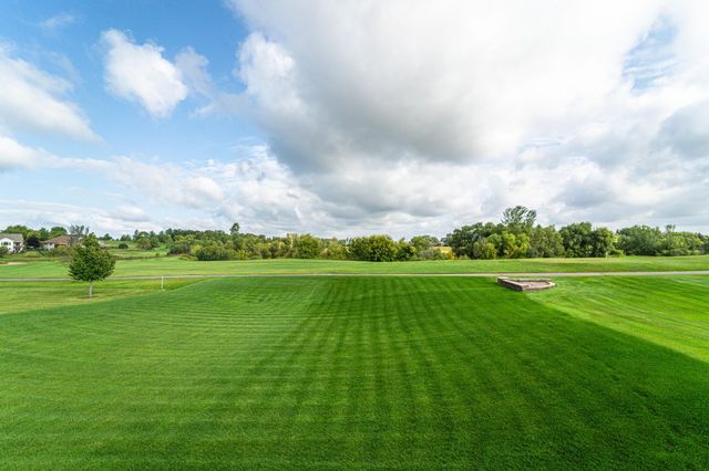 9486 Glenborough Drive, Elko New Market, MN 55020