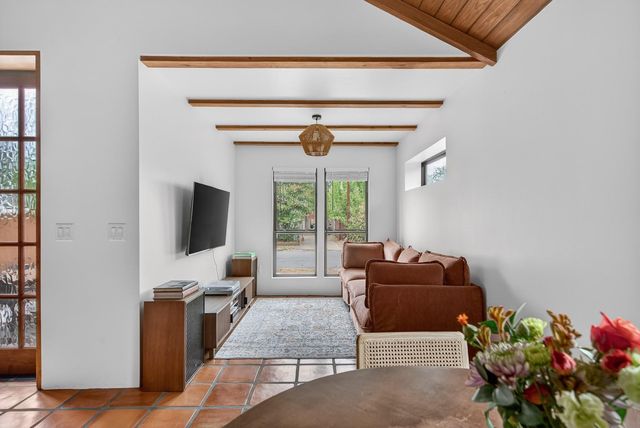 2519 E 4th ST 1, Austin, TX 78702