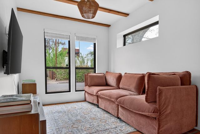 2519 E 4th ST 1, Austin, TX 78702