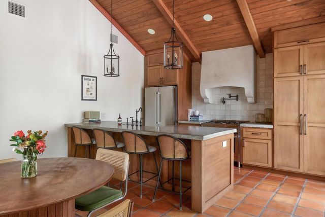 2519 E 4th ST 1, Austin, TX 78702