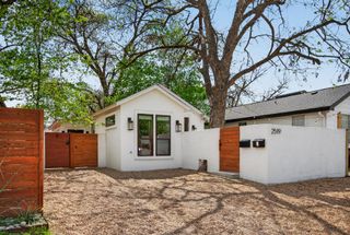 2519 E 4th ST 1, Austin, TX 78702