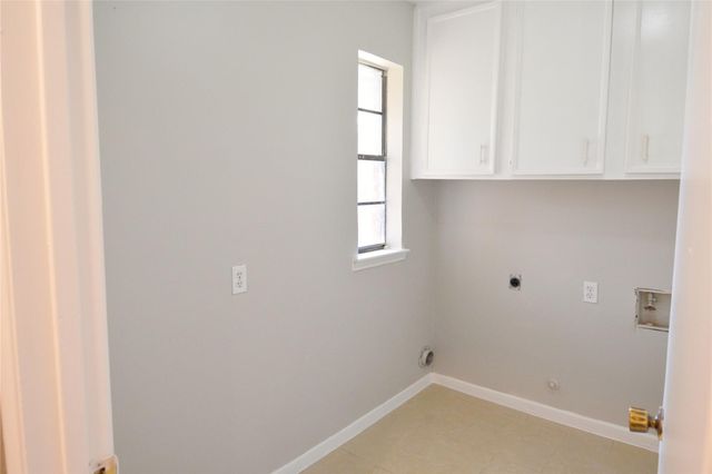 10127 Sagegate Drive, Houston, TX 77089