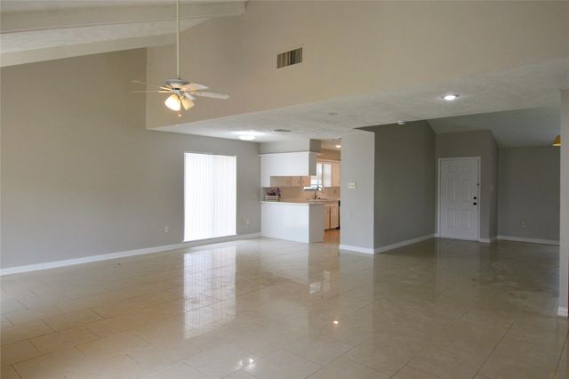 10127 Sagegate Drive, Houston, TX 77089