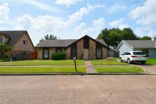 10127 Sagegate Drive, Houston, TX 77089
