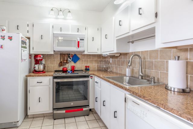 2801 Somerset Drive, Lauderdale Lakes, FL 33311