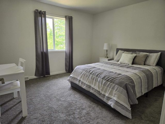 41 Rock River Drive, Edgerton, WI 53589