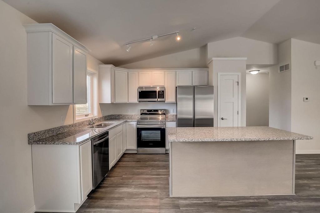 41 Rock River Drive, Edgerton, WI 53589