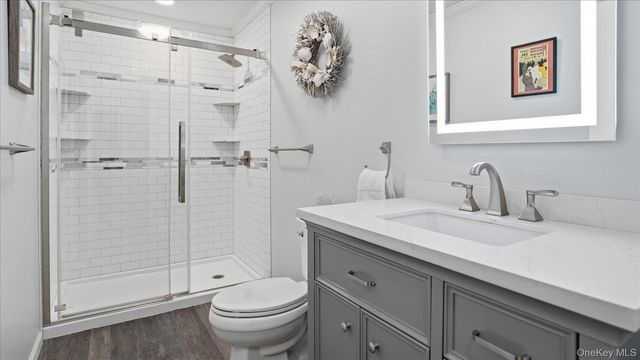 254 Meeting House Creek Road, Aquebogue, NY 11901