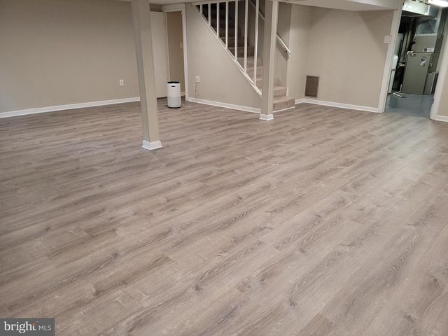 11803 ROCKING HORSE RD, Rockville, MD 20852