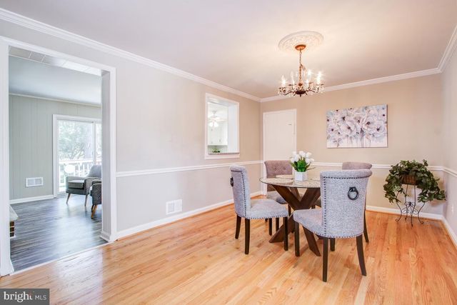 11803 ROCKING HORSE RD, Rockville, MD 20852