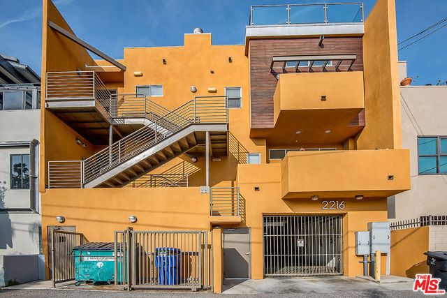 2216 Main Street 8 Units, Santa Monica, CA 90405