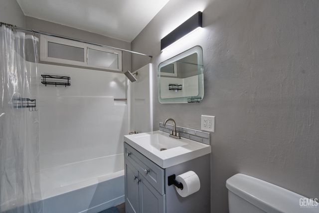 8119 Tamarisk Road, Onyx, CA 93255