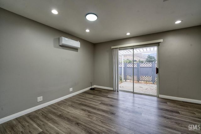 8119 Tamarisk Road, Onyx, CA 93255