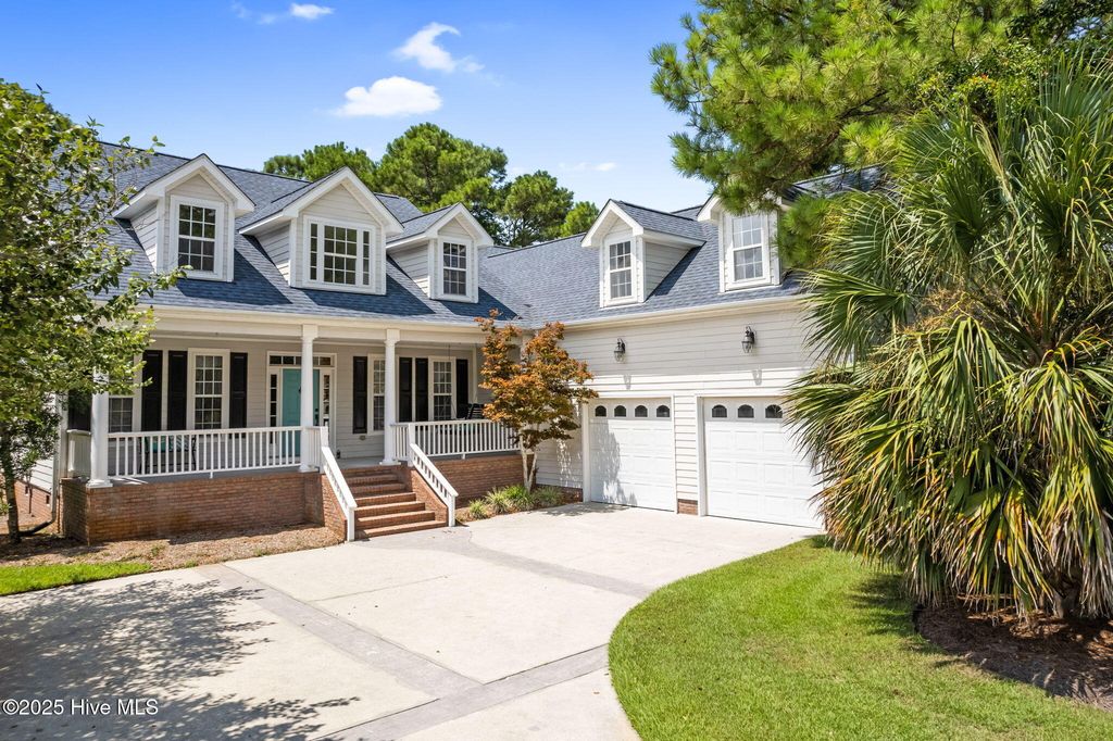 4315 Loblolly Circle, Southport, NC 28461