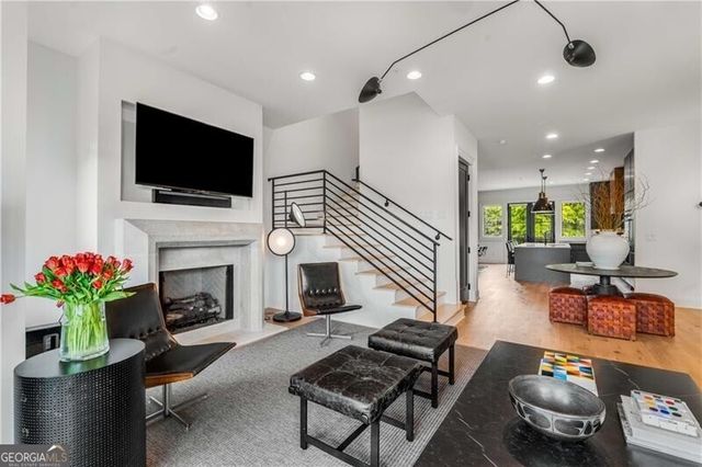 661 Auburn Avenue NE 16, Atlanta, GA 30312