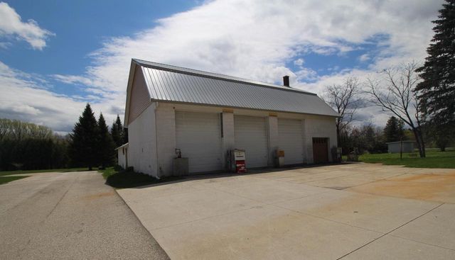 N6517 County Road A W, Greenbush, WI 53026