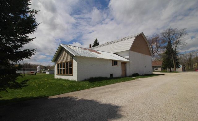N6517 County Road A W, Greenbush, WI 53026
