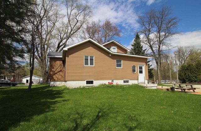 N6517 County Road A W, Greenbush, WI 53026