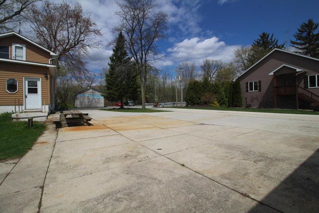 N6517 County Road A W, Greenbush, WI 53026