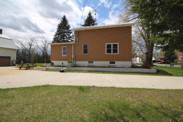 N6517 County Road A W, Greenbush, WI 53026