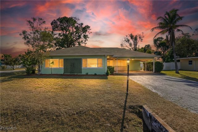 2148 Dover AVE, Fort Myers, FL 33907