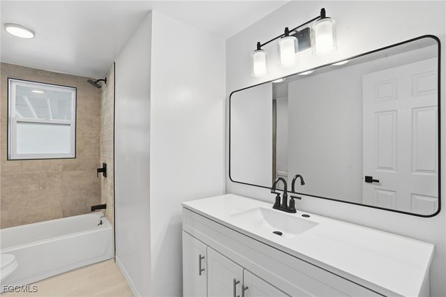 2148 Dover AVE, Fort Myers, FL 33907