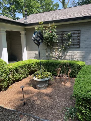 210 Battle Ave, Franklin, TN 37064